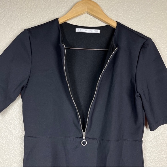 Zara Mini Dress Scuba Zip Front Black Short Sleeve Stretch Women’s Size Medium - Picture 5 of 6